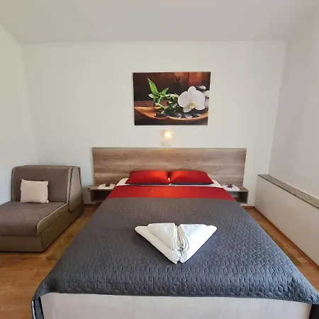 Angela Rab Apartmán