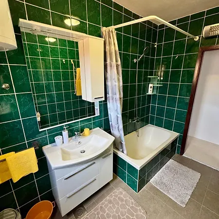Apartment Angela Rab Supetarska Draga