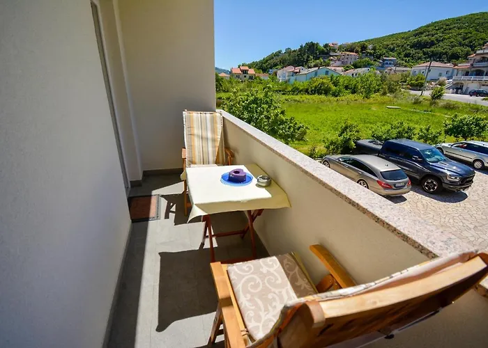 Angela Rab Supetarska Draga