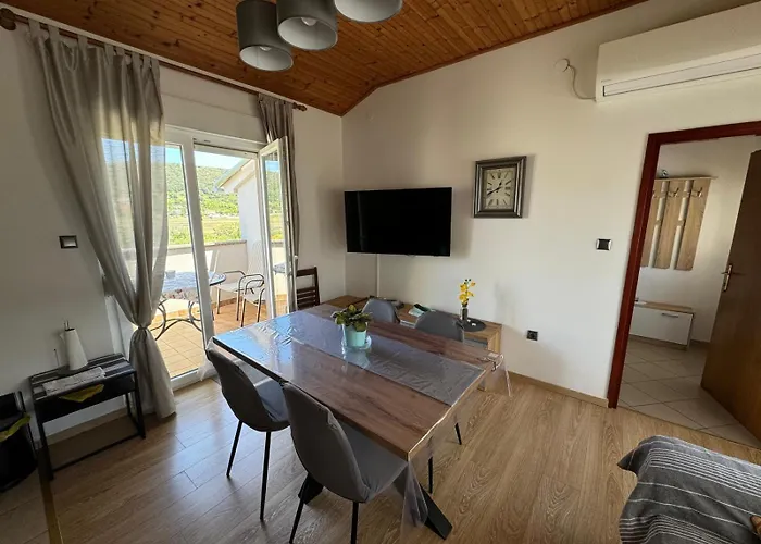 Angela Rab Apartman *